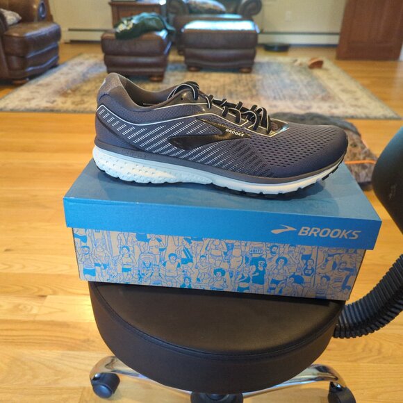 Brooks Ghost 12 Running Shoe - Picture 3 of 4